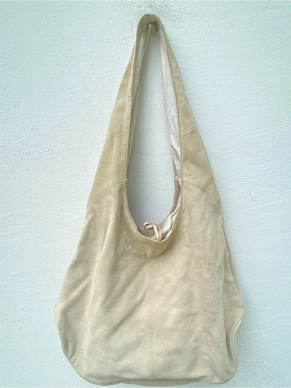 Y2K Lord & Taylor Beige Suede Hobo Bag - Picture 3 of 5